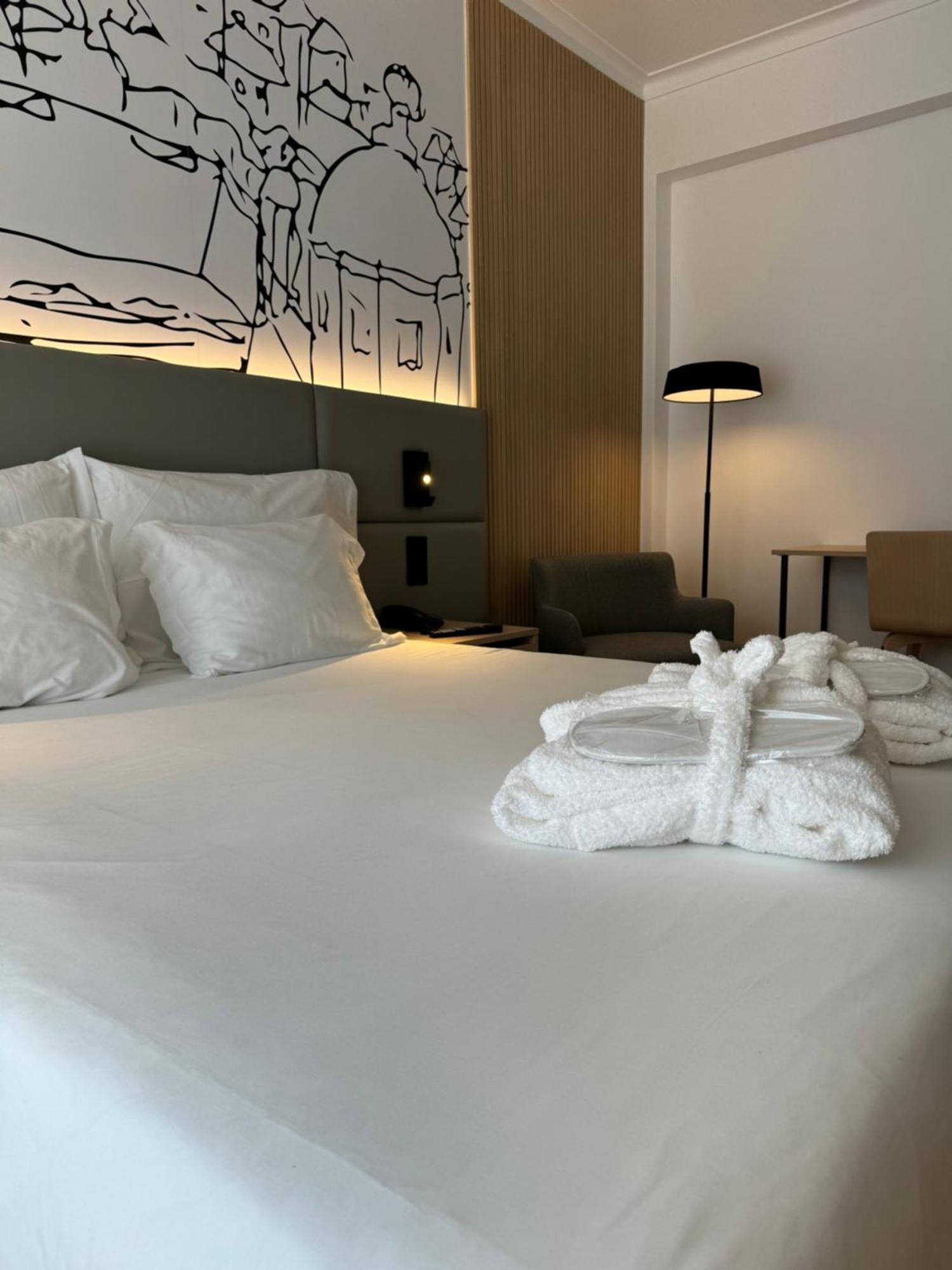 Hotel Lara Валенса Экстерьер фото