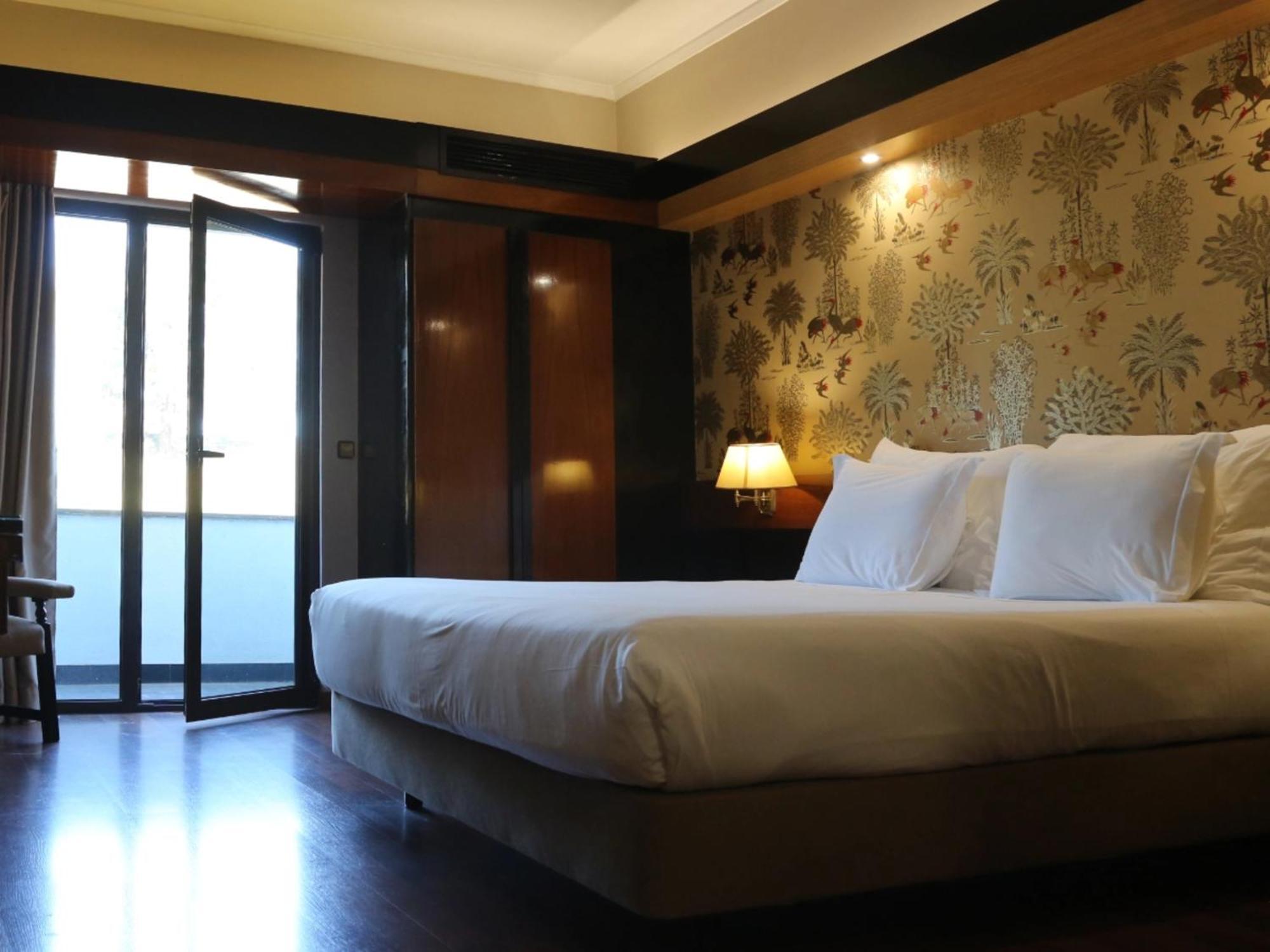 Hotel Lara Валенса Экстерьер фото